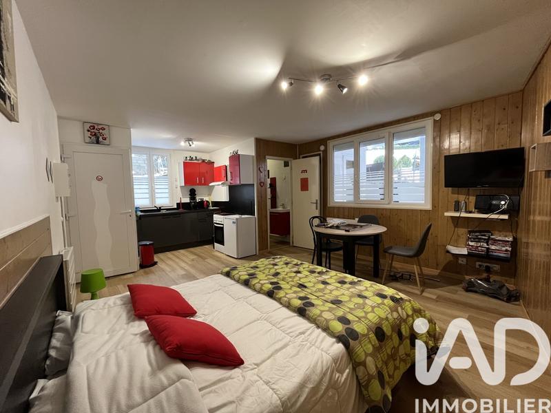 Immeuble - 136 m² - 1 pièce