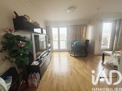 Appartement - 95 m² - 5 pièces