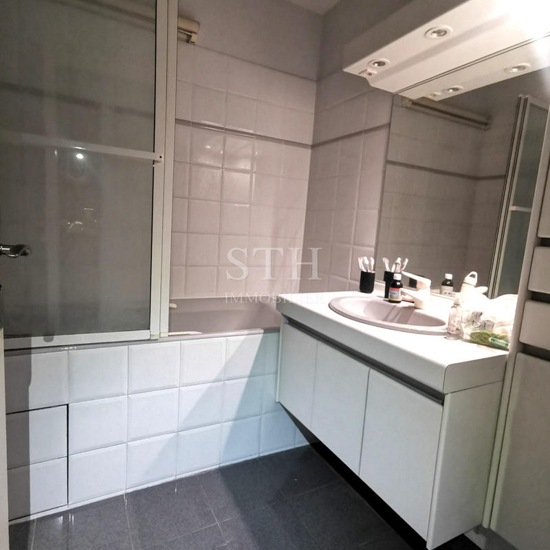 Appartement - 66 m² - 2 pièces