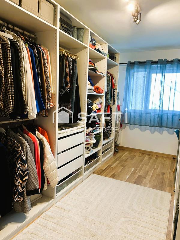 Appartement - 93 m² - 4 pièces