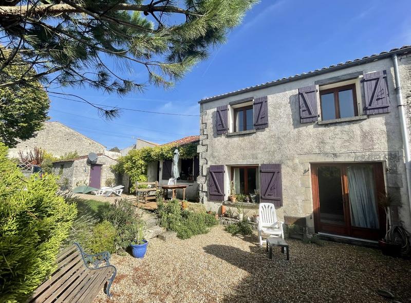 Maison - 190 m² - 7 pièces