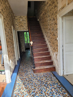 Maison - 146 m² - 8 pièces