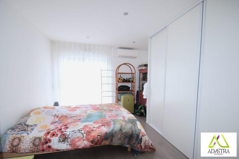 Appartement - 102 m² - 5 pièces