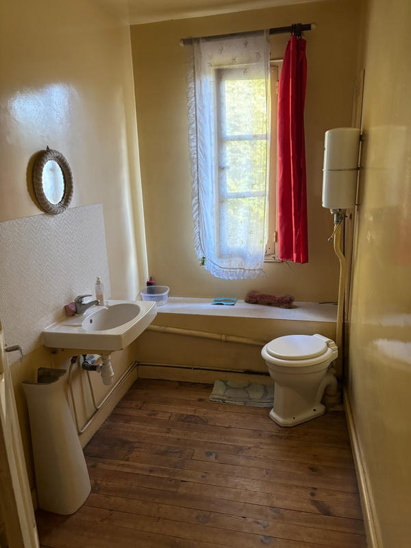 Maison - 500 m² - 4 pièces