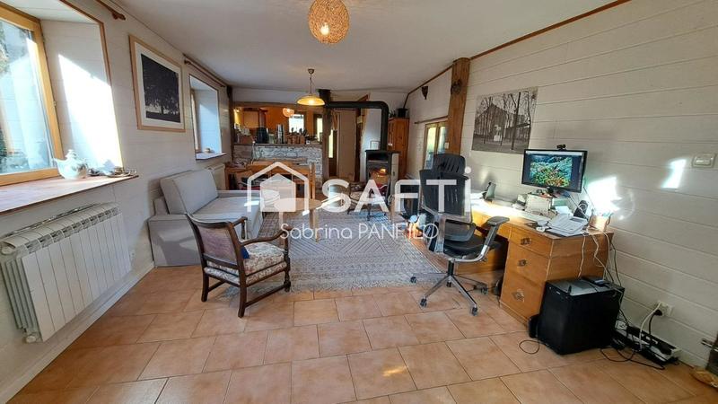 Maison - 110 m² - 4 pièces