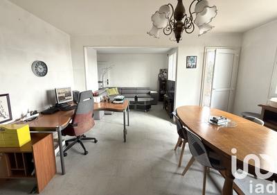 Appartement - 93 m² - 5 pièces