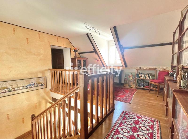 Maison - 400 m² - 10 pièces