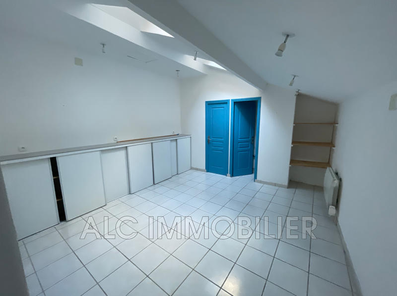 Immeuble - 106 m² - 6 pièces
