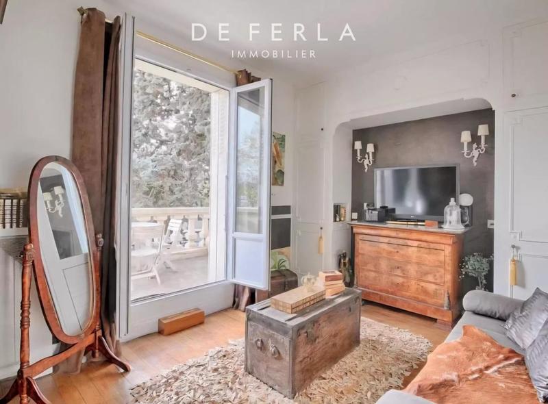 Hôtel particulier - 184 m² - 7 pièces