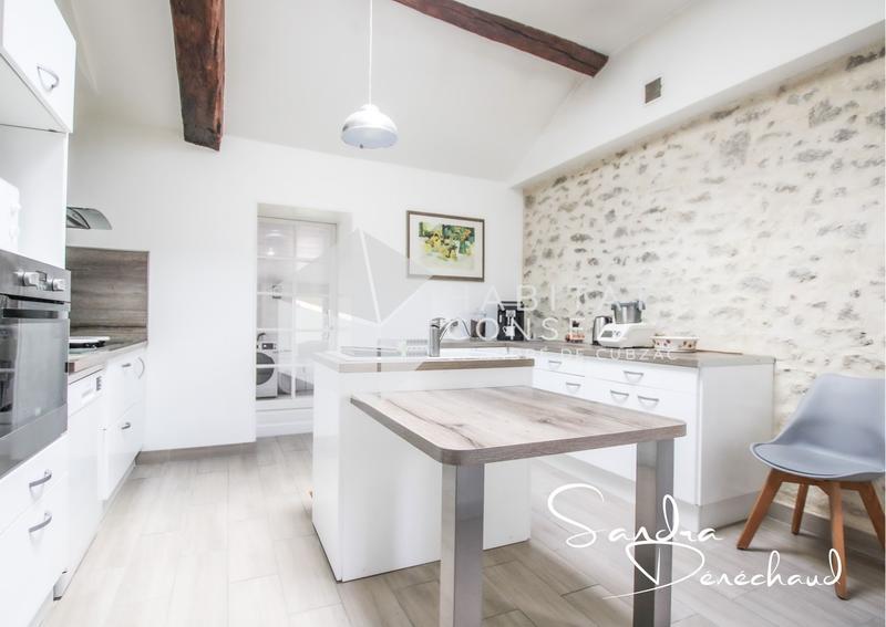 Maison ancienne - 225 m² - 6 pièces