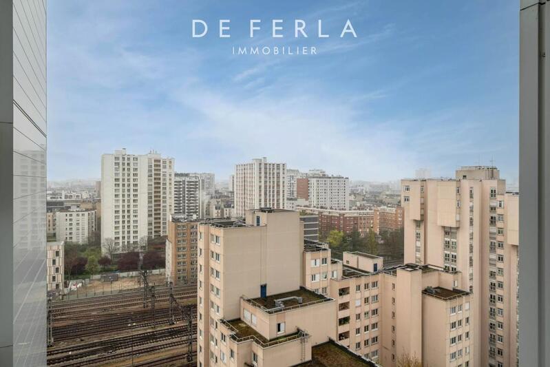 Studio - 25 m² - 1 pièce