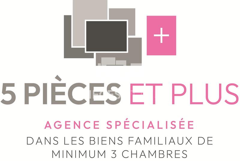 Maison - 280 m² - 10 pièces