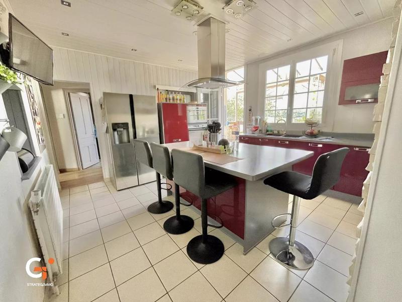 Maison - 123 m² - 6 pièces