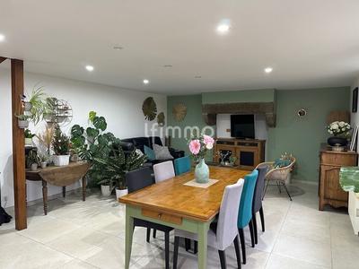 Maison en pierre - 107 m² - 5 pièces