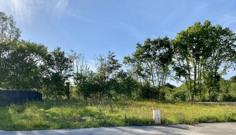 Terrain constructible - 743 m²