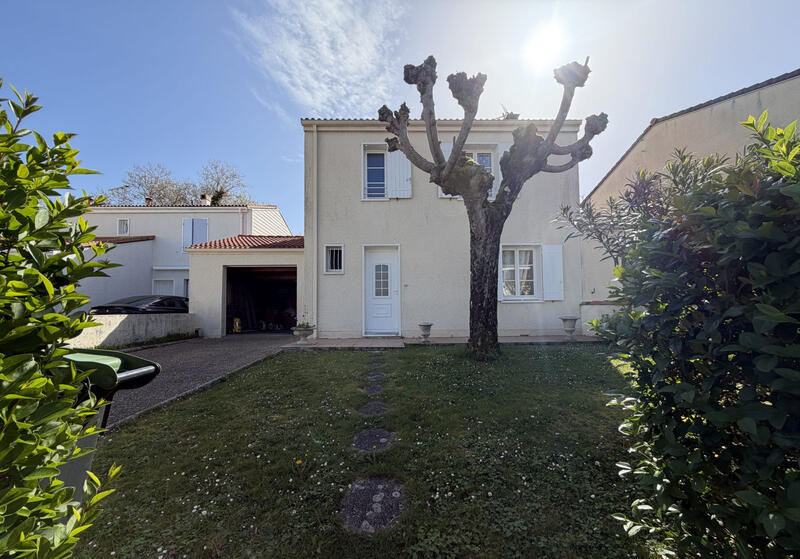 Maison - 87 m² - 5 pièces