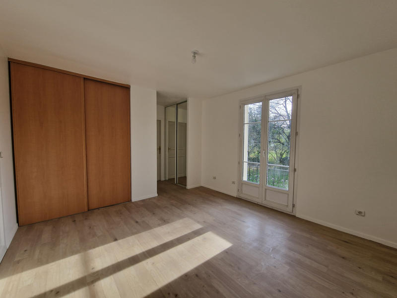 Maison - 194 m² - 10 pièces