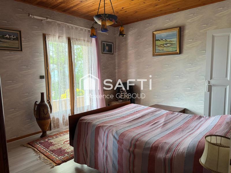 Maison - 184 m² - 8 pièces