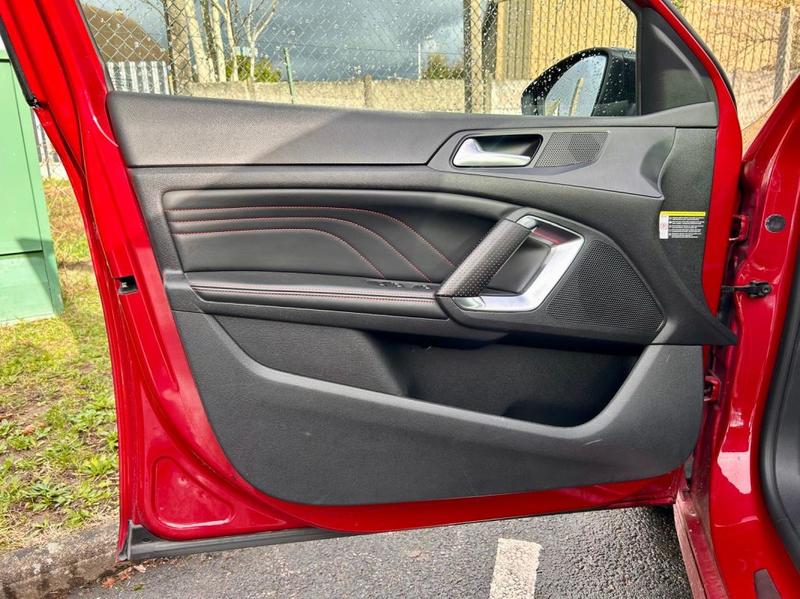 Peugeot 308 Berline III 1.2 PureTech 130 Gt Line - Automatique