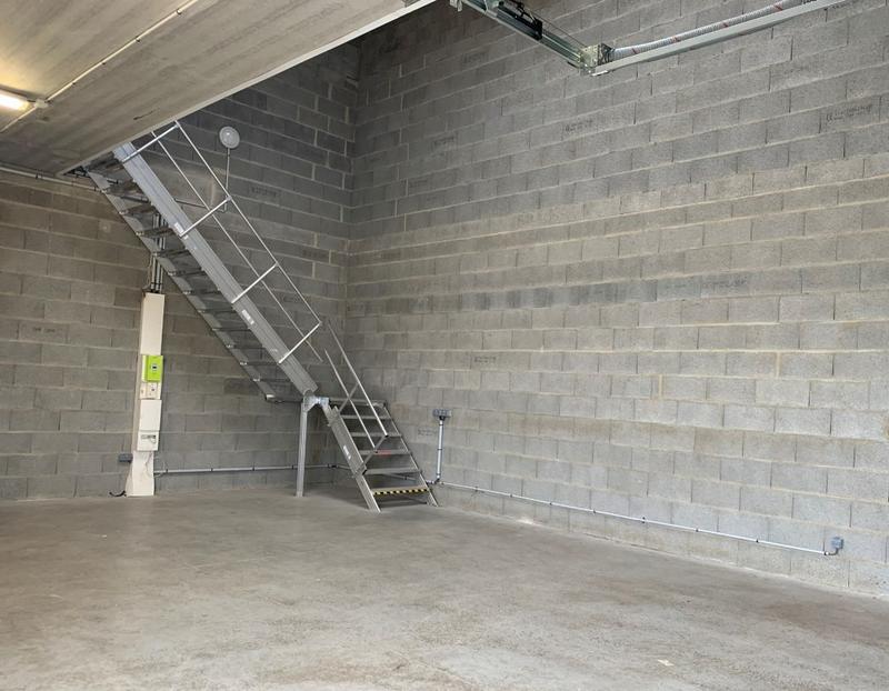 Local commercial - 105 m²