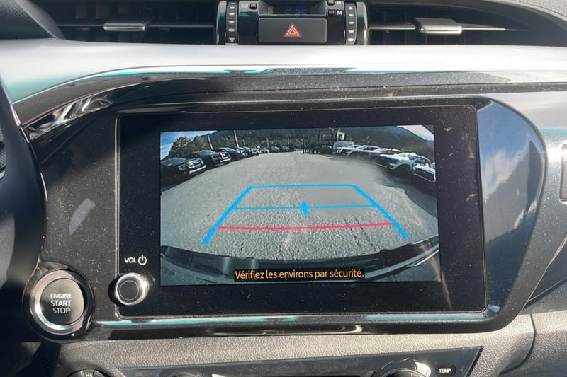 Toyota Hilux 2.8 D4-D 204 Legende Tech