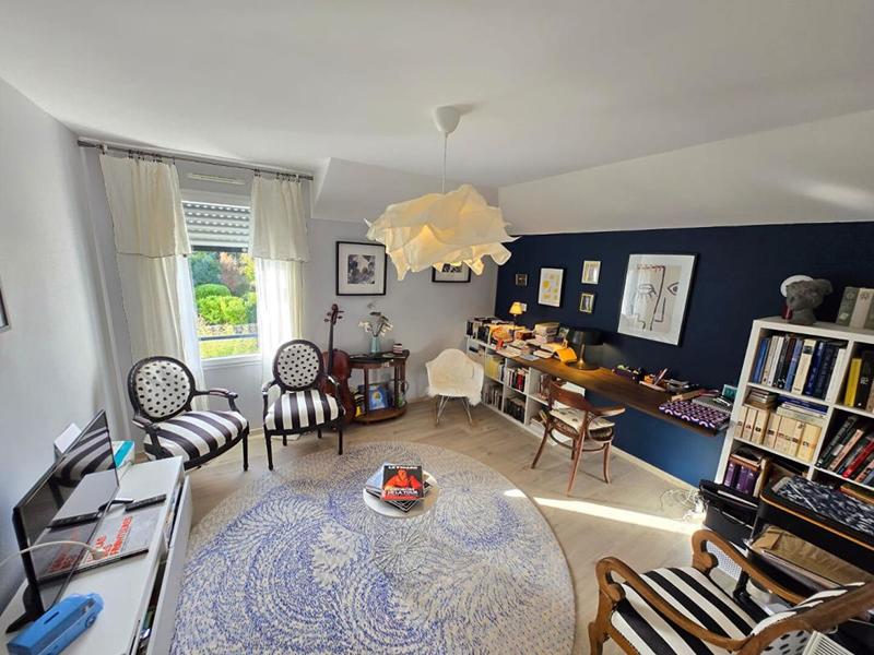 Maison - 145 m² - 6 pièces