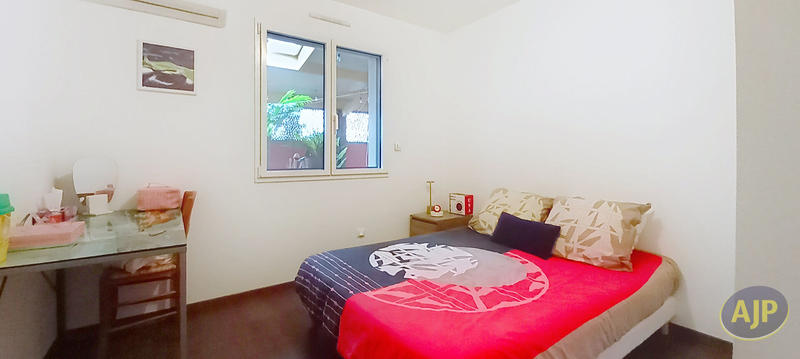 Maison - 96 m² - 5 pièces