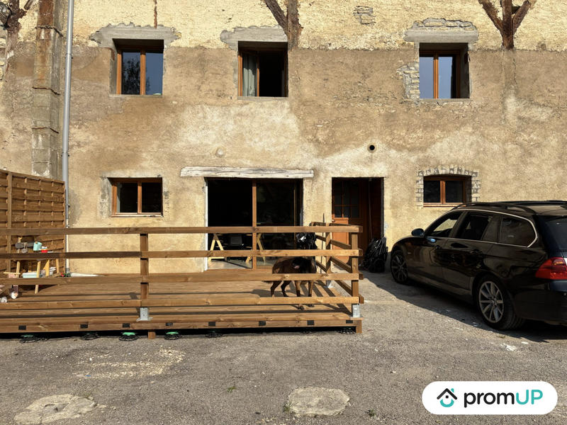 Appartement - 125 m² - 3 pièces