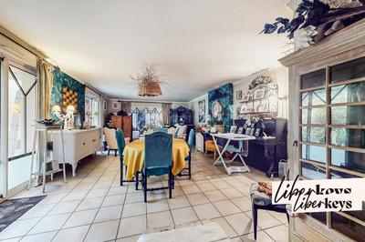 Gîte - 289 m² - 12 pièces