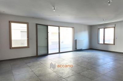 Appartement - 95 m² - 4 pièces