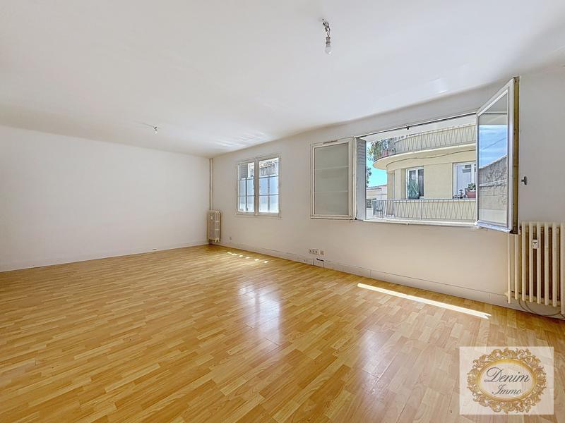 Appartement - 90 m² - 4 pièces