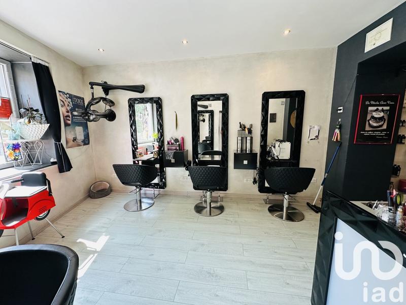 Maison - 228 m² - 6 pièces