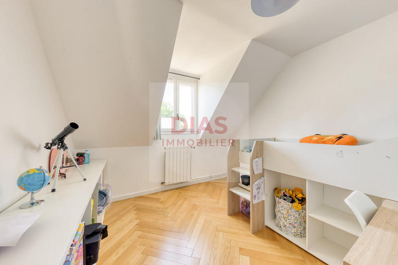 Maison - 157 m² - 1 pièce