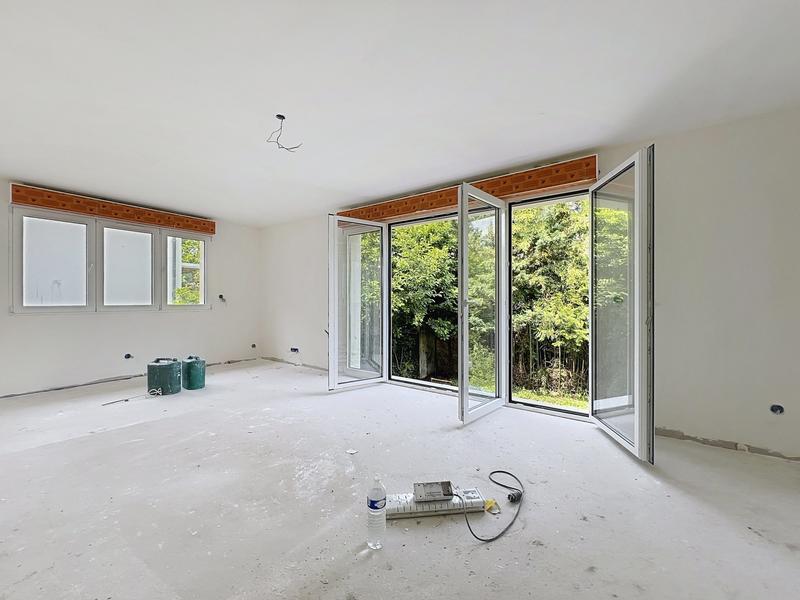 Maison - 260 m² - 10 pièces