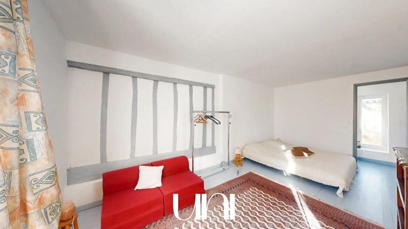 Maison en pierre - 188 m² - 8 pièces