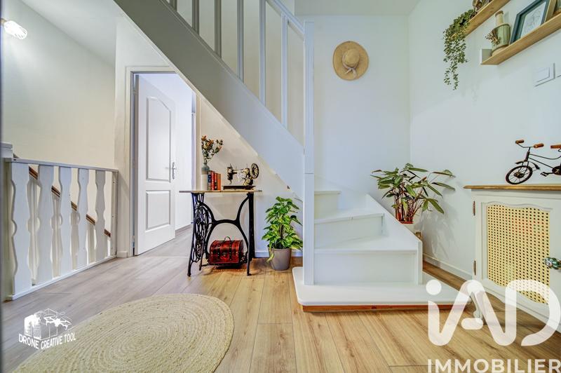 Maison - 82 m² - 4 pièces