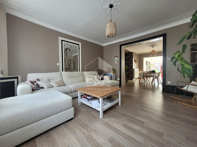 Maison - 175 m² - 7 pièces