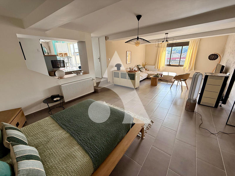 Maison - 121 m² - 4 pièces