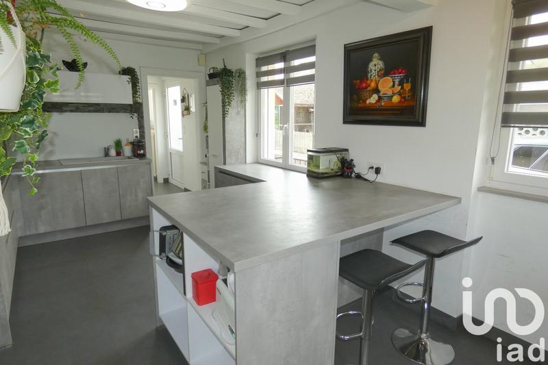 Maison - 137 m² - 5 pièces