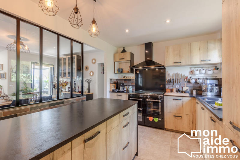 Maison - 123 m² - 6 pièces