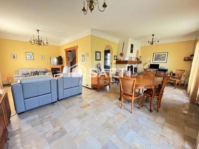 Maison - 125 m² - 7 pièces