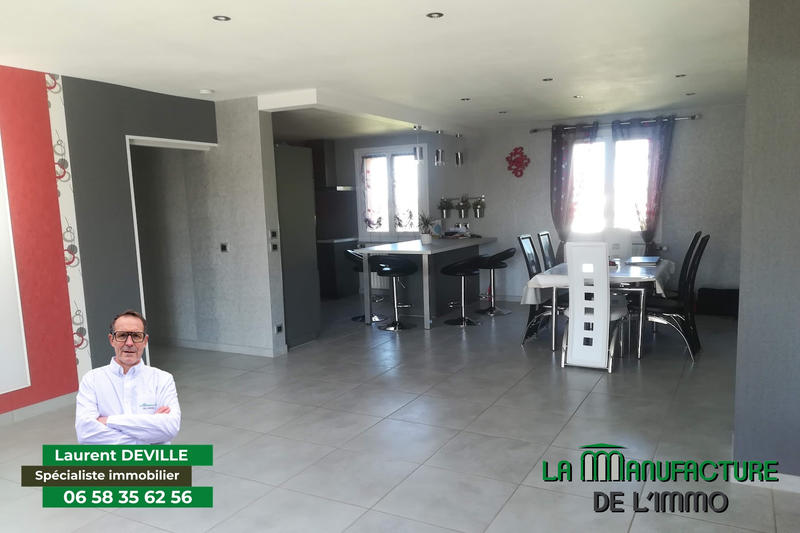 Maison - 121 m² - 5 pièces