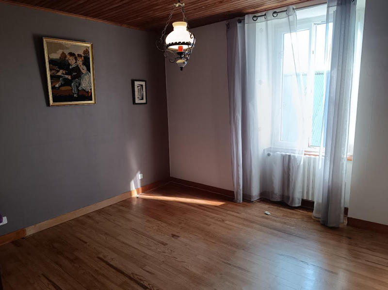 Maison - 163 m² - 9 pièces