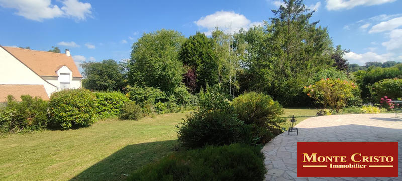 Maison contemporaine - 230 m² - 8 pièces