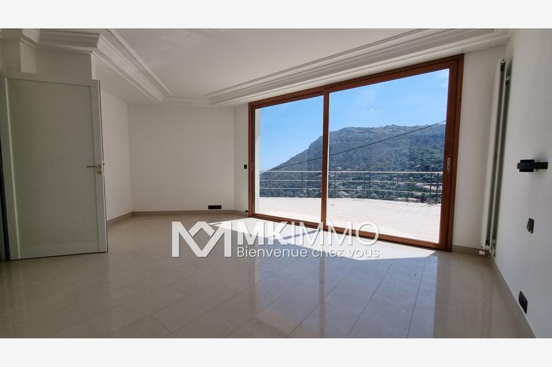 Maison - 804 m² - 8 pièces