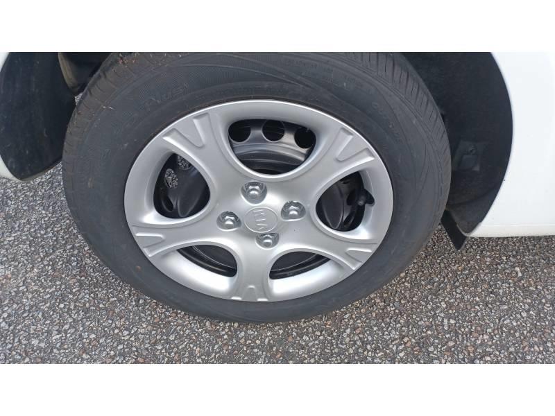 Kia Picanto 1.0 essence MPi 67 ch Bvm5 Motion