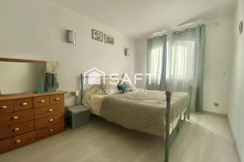 Villa - 329 m² - 9 pièces