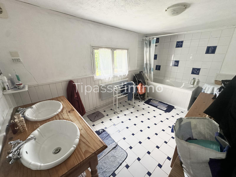 Maison - 104 m² - 4 pièces