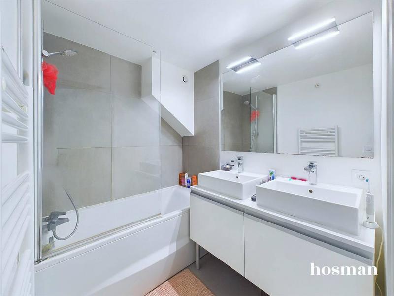 Appartement - 100 m² - 3 pièces