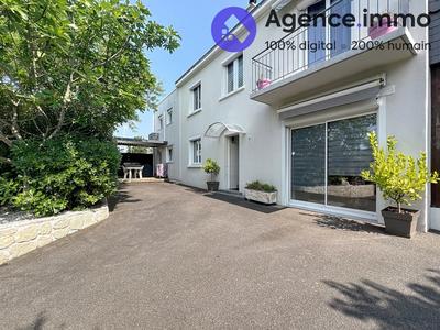 Maison - 160 m² - 7 pièces